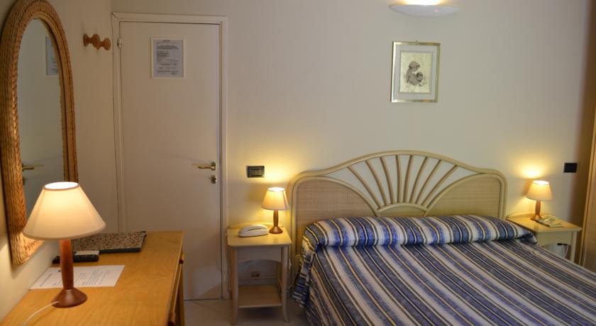 Hotel Danila Portoferraio Pokoj fotografie